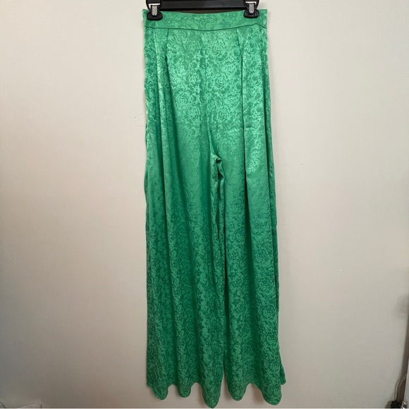 ELEGANT KELLY GREEN Wide Leg Satin Floral Formal Statement Trousers Size 6 Funky - Picture 3 of 10